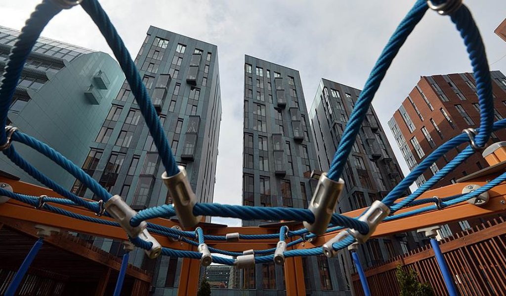 Риелторы заметили рост инвестиций в элитное жилье из-за дедолларизации  